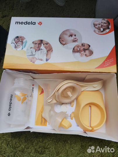 Молокоотсос medela ручной