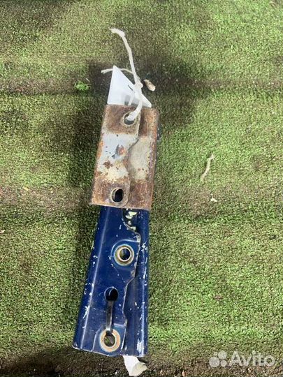 Петля капота Mitsubishi Lancer CS2A 4G15 2008