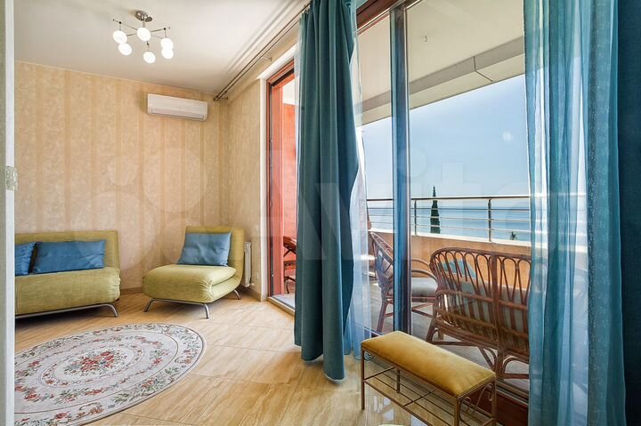 Квартира-студия, 60 м², 4/12 эт.