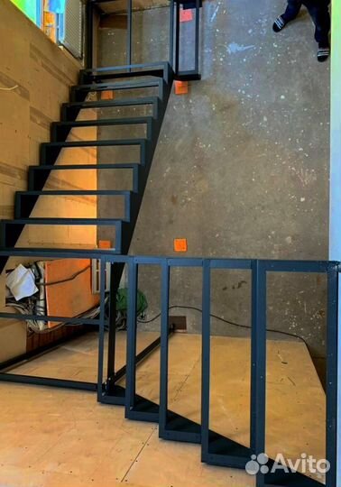 Лестница на монокосоуре