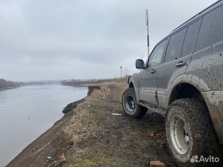 Mitsubishi Pajero 3.5 AT, 2004, 340 000 км