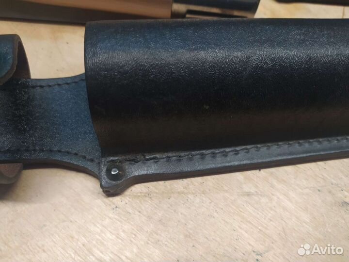 Ножны из толстой кожи