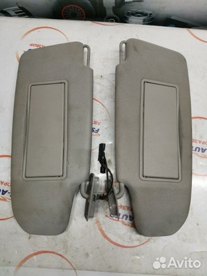 Козырек солнцезащитный Volvo V60 2.0 дизель D5204T