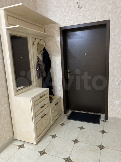 2-к. квартира, 62 м², 7/14 эт.