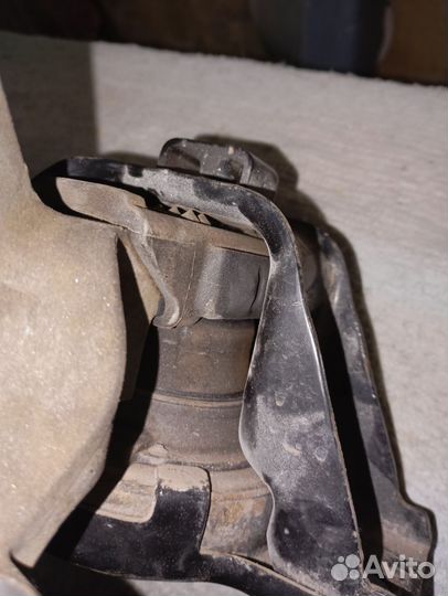 Подушка двигателя ниссан кашкай