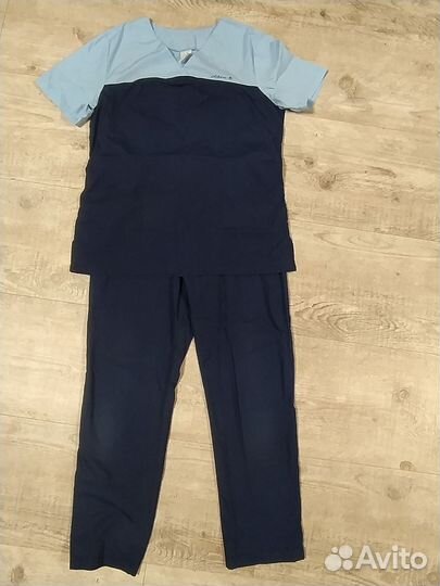 Халат медицинский, хирургический костюм