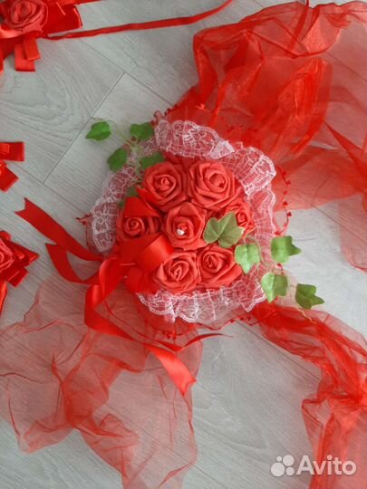 Свадебное украшение для авто