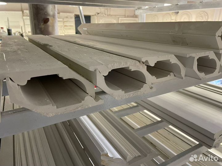 Гипсовый карниз