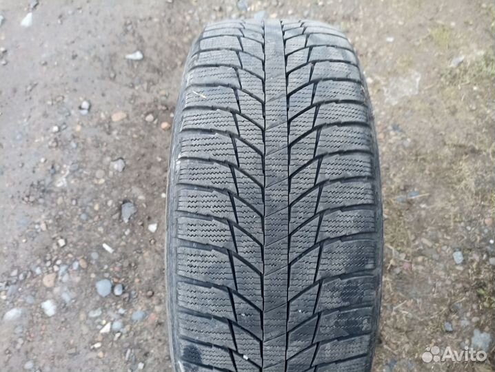 Accelera Accelera Summer 215/50 R17