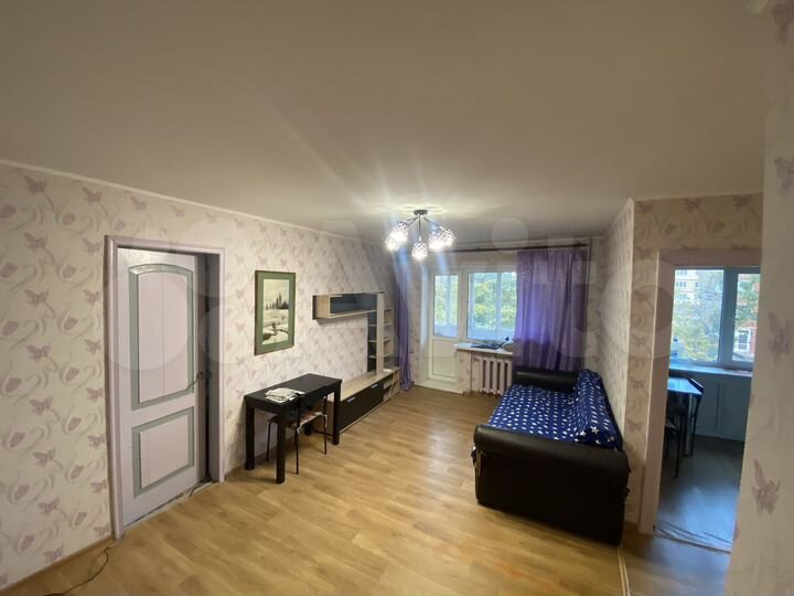 2-к. квартира, 45 м², 3/3 эт.