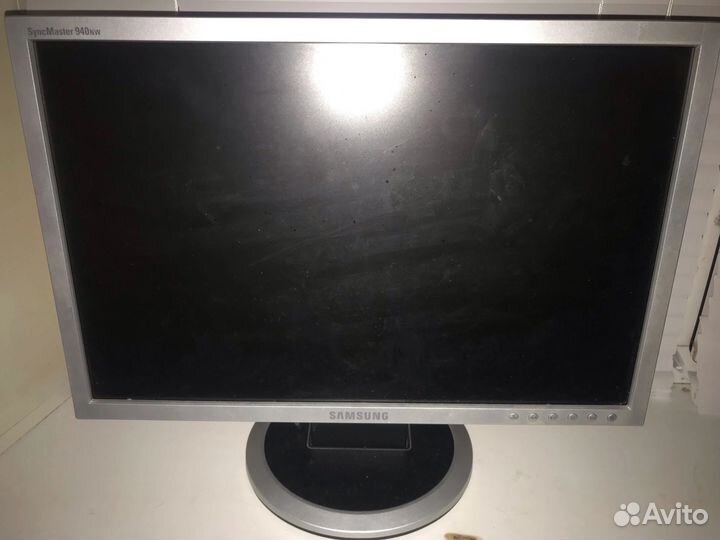 Монитор Samsung