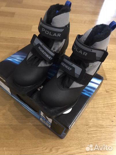 Ботинки лыжные