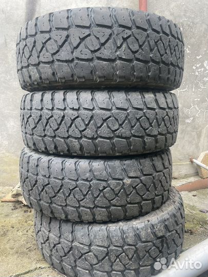 Kumho Road Venture MT51 265/70 R17