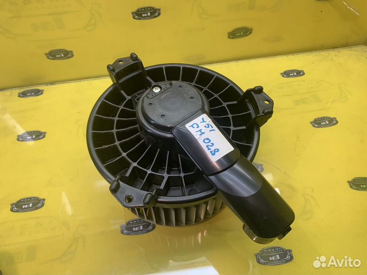 Мотор отопителя Nissan Fuga Y51 2010-2013