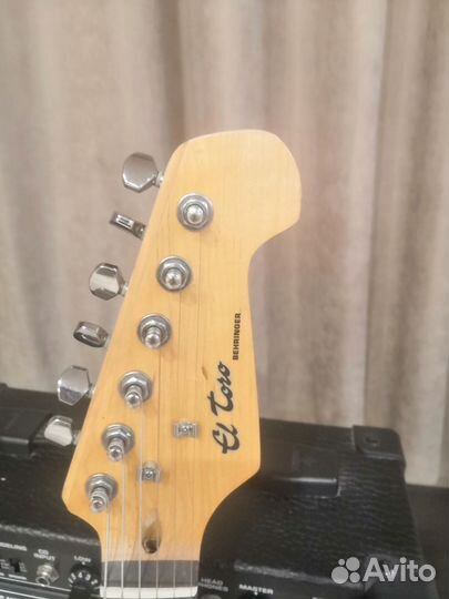 Behringer электро гитара