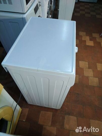 Стиральная машина с прямым приводом