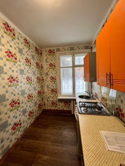 2-к. квартира, 48 м², 1/2 эт.