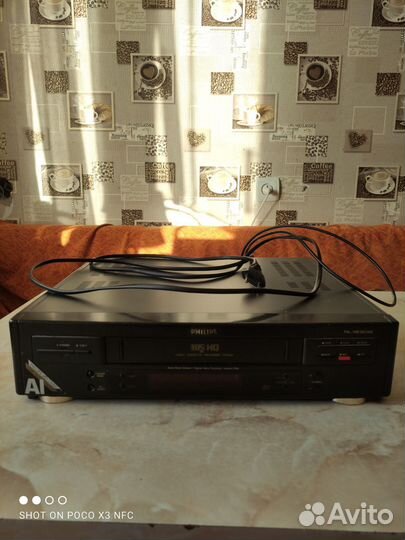 Видеомагнитофон philips