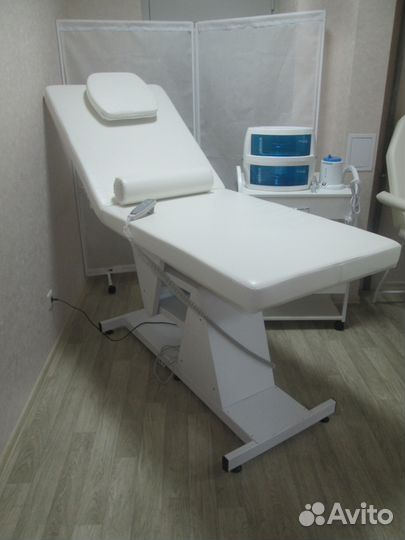 Массажный стол на 2-х моторах