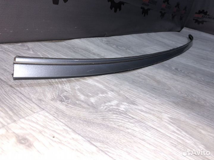 Bmw e60 Молдинг крыши правый
