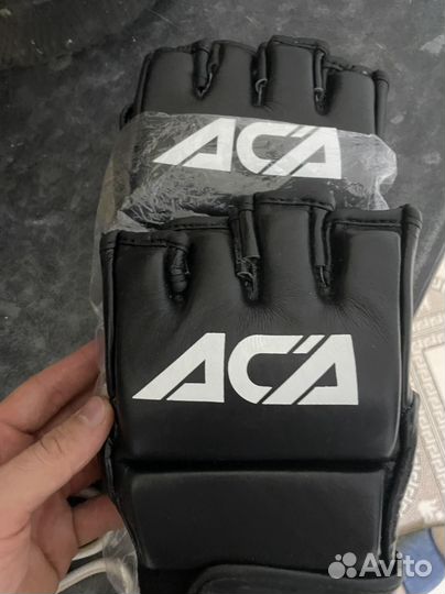 Перчати, битки aca