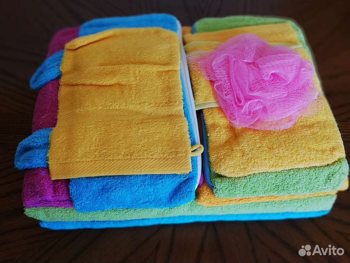 Полотенца и принадлежности для ванны набор новый