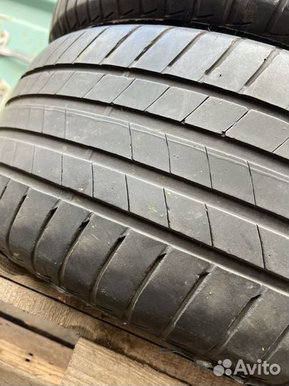 Bridgestone Turanza T005 225/50 R17