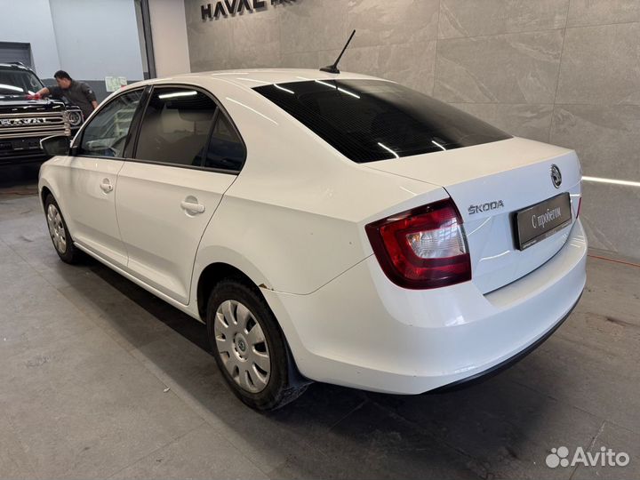 Skoda Rapid 1.6 AT, 2018, 236 000 км