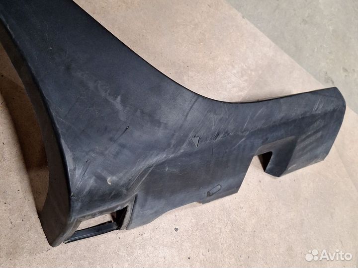 Расширитель заднего правого крыла Рено Сандеро 2