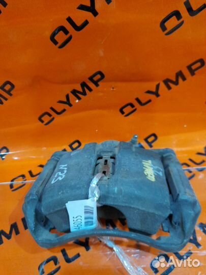 Суппорт передний левый Honda Torneo CF4 F20B