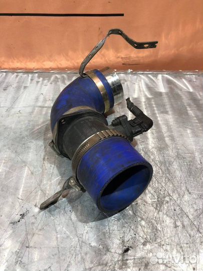 Датчик массового расхода воздуха Volvo V50 MW68