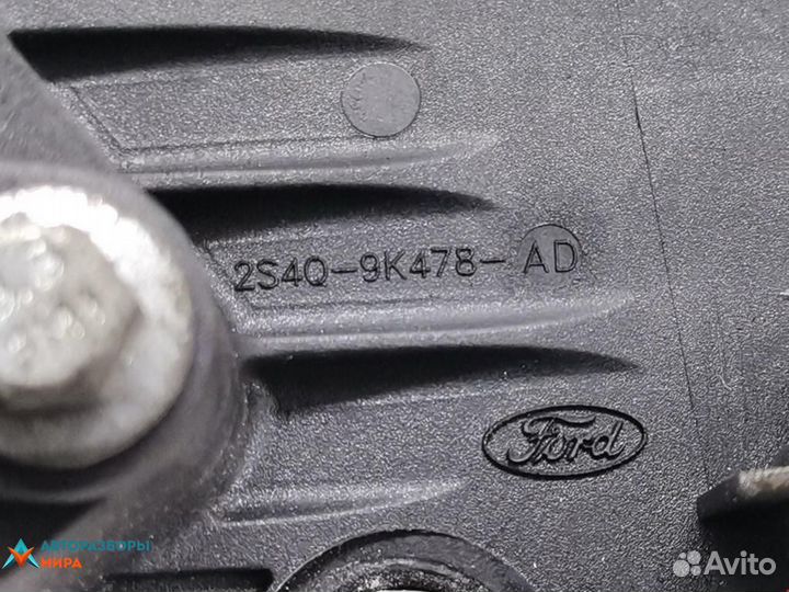 Корпус термостата Ford C-Max рест. 2010 1198060