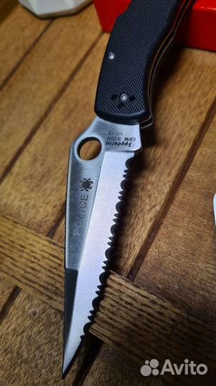 Нож Spyderco Police