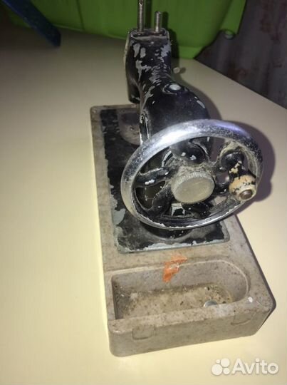 Детская швейная машина