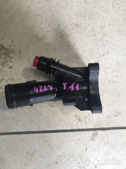 Крышка термостата Volvo V40