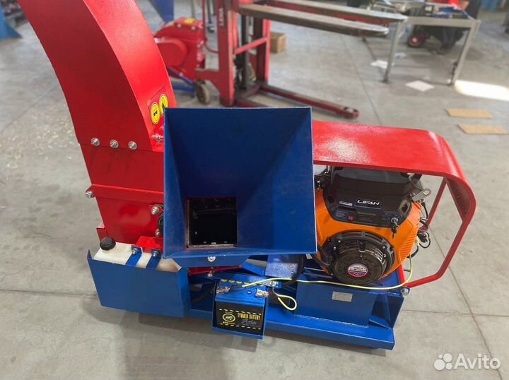 Измельчитель Веток У650. Утилизатор Дерева