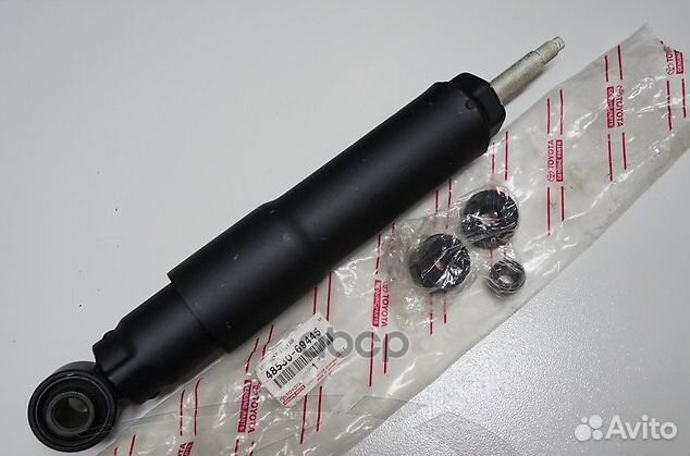 Амортизатор задний 4853069445 toyota
