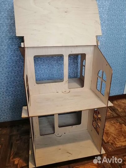 Домик кукольный