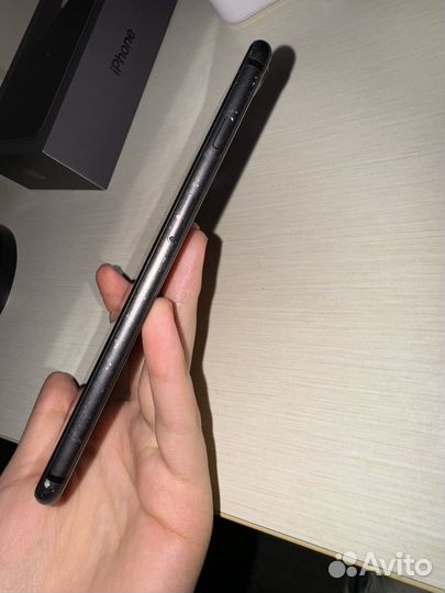 iPhone 8 Plus, 64 ГБ