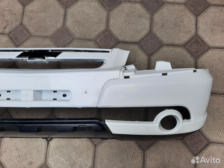 Передний бампер