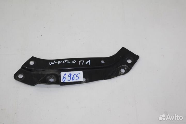 Кронштейн фар левый Volkswagen Polo (Sed RUS) 201