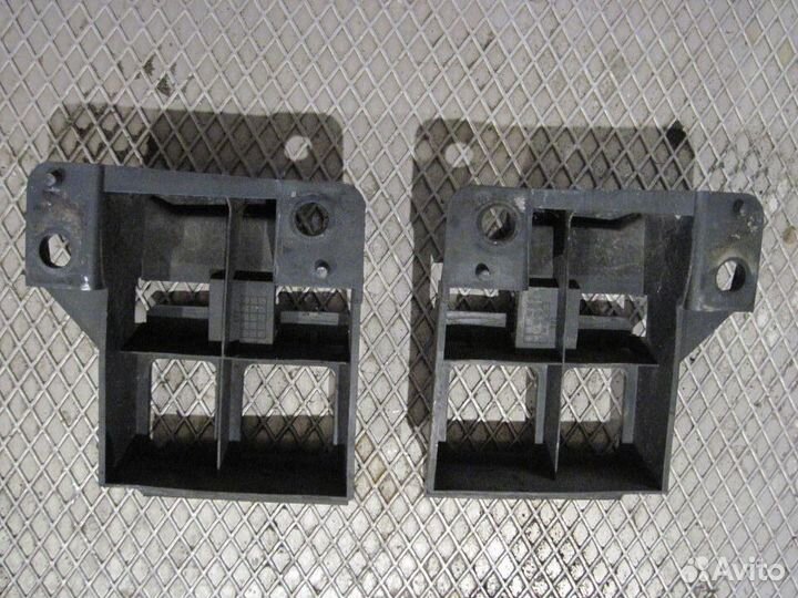 Усилитель бампера(крепление) Мерседес Спринтер 906