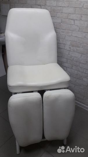 Кресло педикюрное