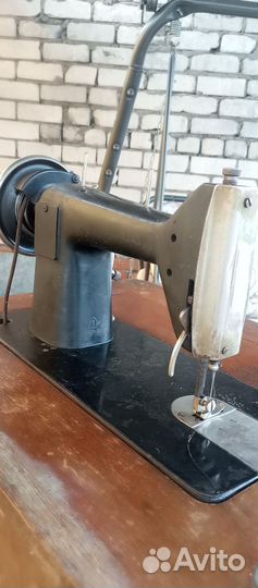 Швейная машинка бу