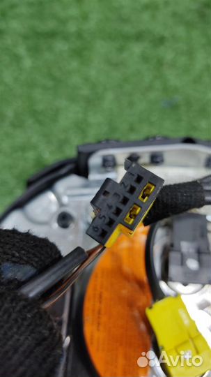 Подушка безопасности в руль BMW X3 (E83) 2004