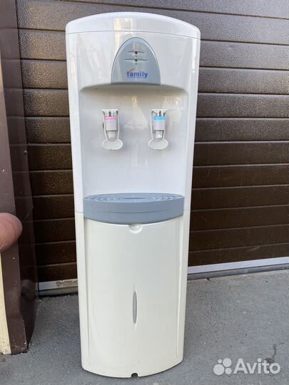 Кулер для воды