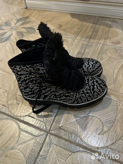 Ботинки женские