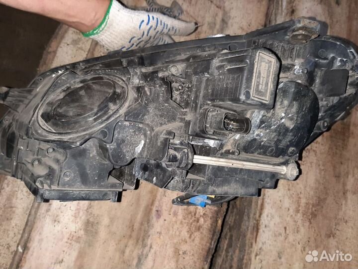Правая фара mercedes W212 S212 битая