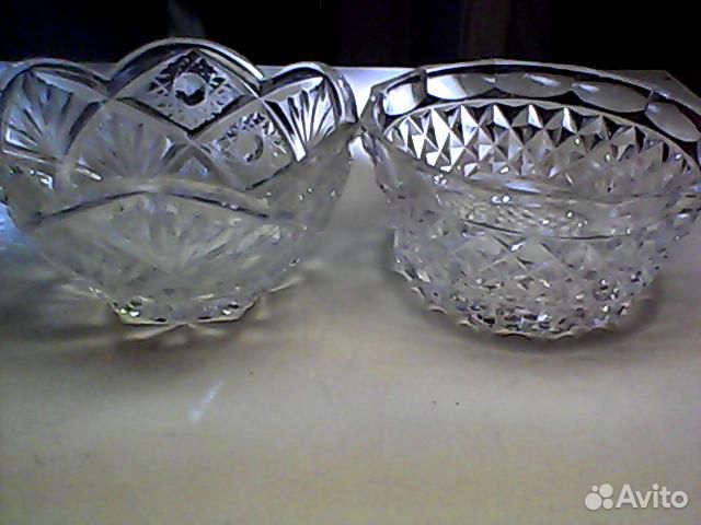 Хрустальные вазы и фужеры