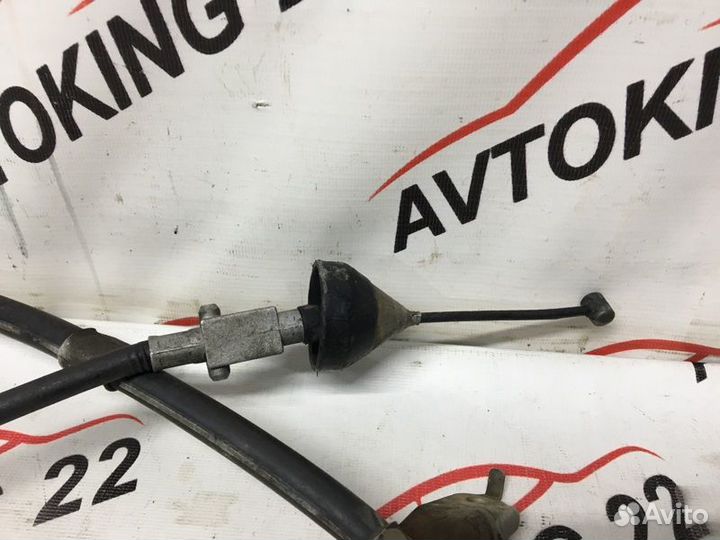 Трос стояночного тормоза задний левый Toyota